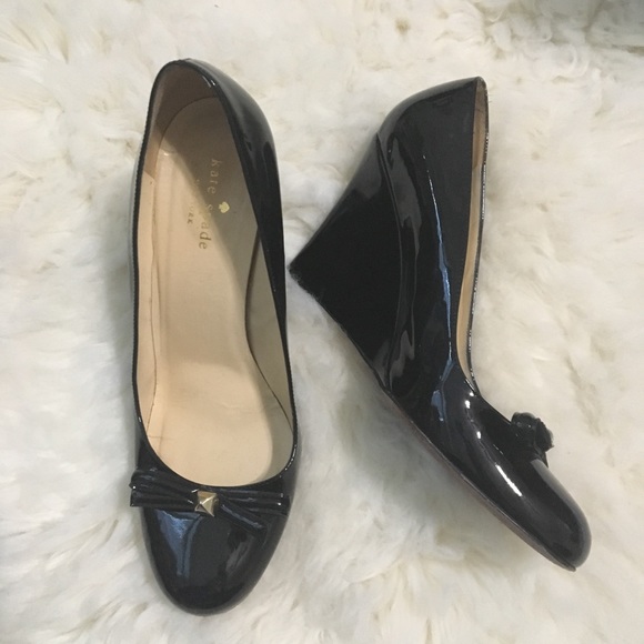 kate spade Shoes - Kate Spade patent leather round toe wedge pumps